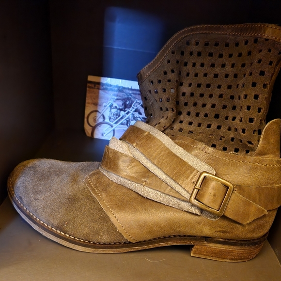 Matisse Ladies Boots Size 8 1/2 Leather - Picture 6 of 10